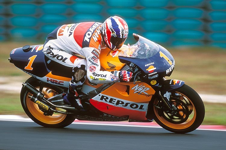 Memori Jerez 1999 : Mick Doohan Jatuh Dan Akhiri Karir Balapnya - BeritaBalap.com