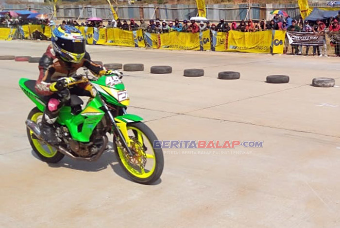 Satu Unit Sonic Dmrt Sikat Podium Tertinggi Kelas Mp3 Dan Mp5 Di Road Race Karawang