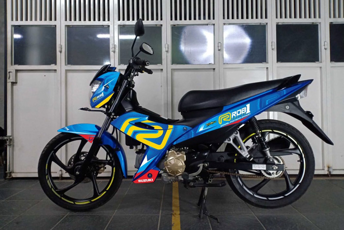 ROB1 Berikan Hadiah 1 Unit Motor Untuk Juara Umum Event Q-Racing Drag Championship 2023 Sulawesi