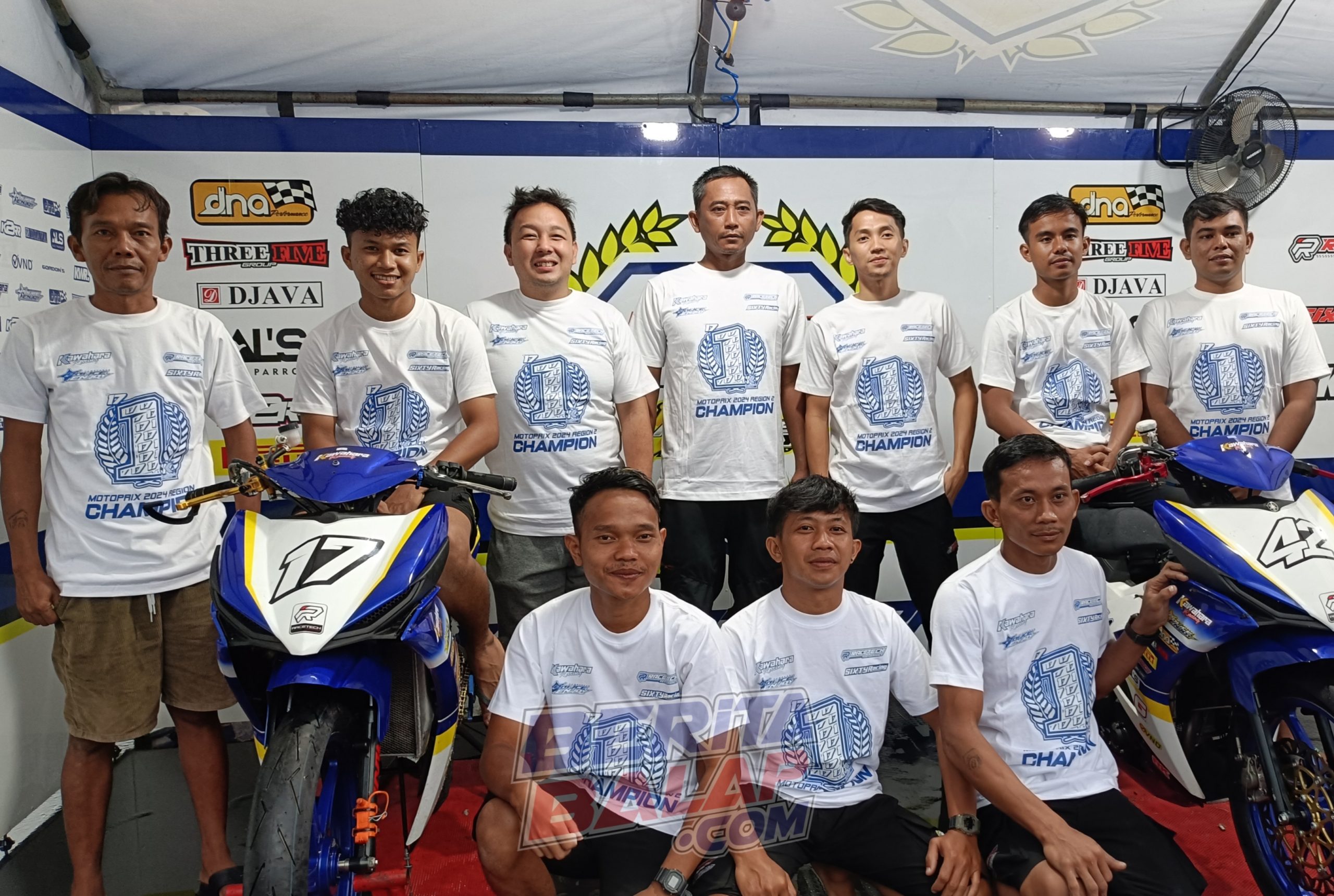 Kawahara Police Enjoy DNA Pirelli Racetech Sixty Racing