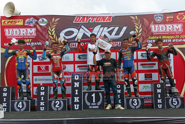 Podium 5TP (Abud ke-1 & Tedy Ke-3)