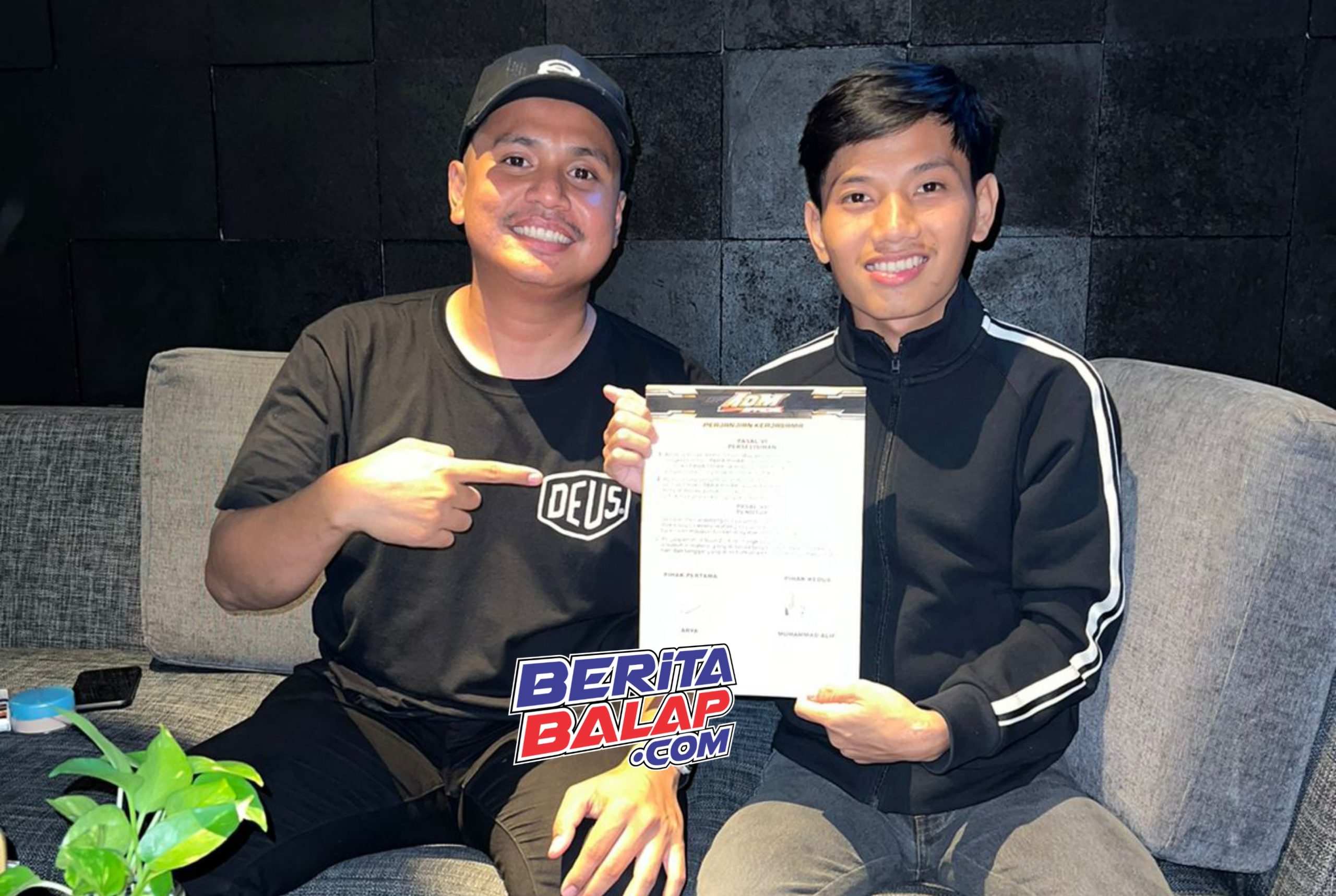 M. Alif Bersama Manager ADM Offical (Arya)