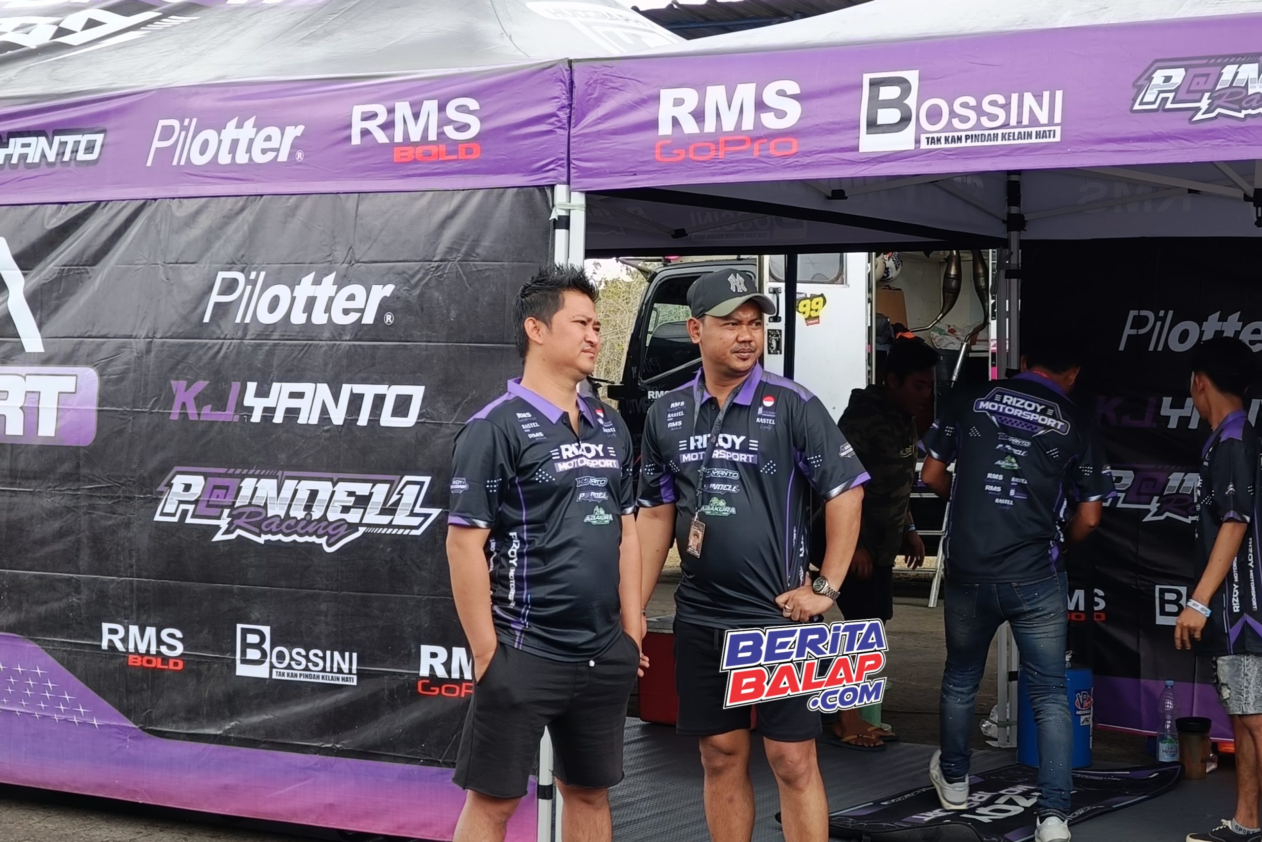 Potret Stakeholder Rizqy Motorsport MS (Kanan) Ali RMS (Kiri) Bangus RMS