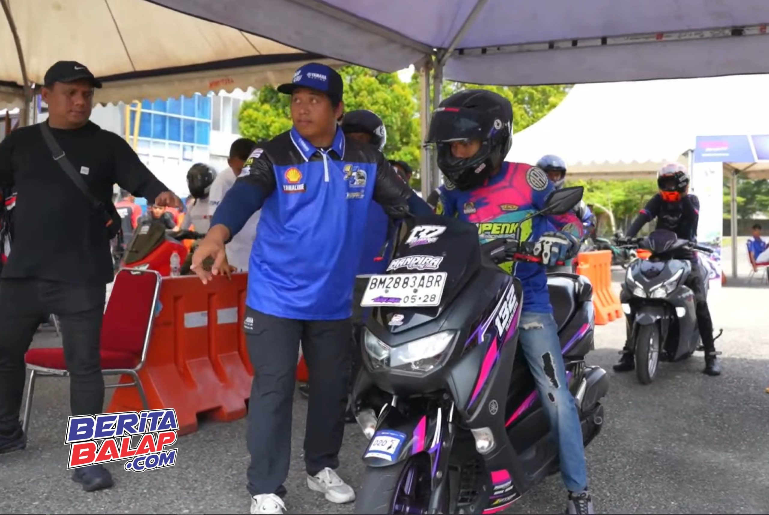 Yamaha Turbo Drag Battle