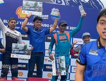 Grasstracker Legendaris Akbar Taufan Usia 36 Tahun Jawara Kelas Hobi di YEC 2025 Malang