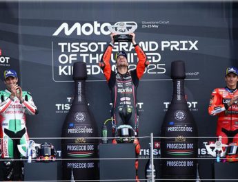 Hasil MotoGP Inggris 2025 : Bezzecchi Menangi Balapan Penuh Drama