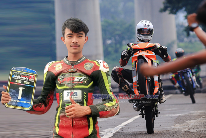 Azara Kuasai Bebek Goreng Mix Rider di Sumber Production Road Race