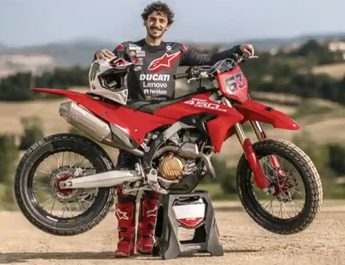 Pecco Dikasih SE Terbaru Ducati Desmo450 Buat Latihan MX, Tehnologi dan Powernya Diatas SE Lainnya ?