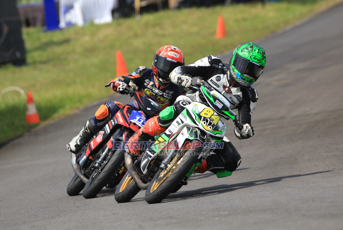 Tarung 2 Jagoan Jabar di Kelas ‘Bebek Goreng’ YCR 2025 Tasikmalaya, Aldy Musfiq Vs Falah Acil