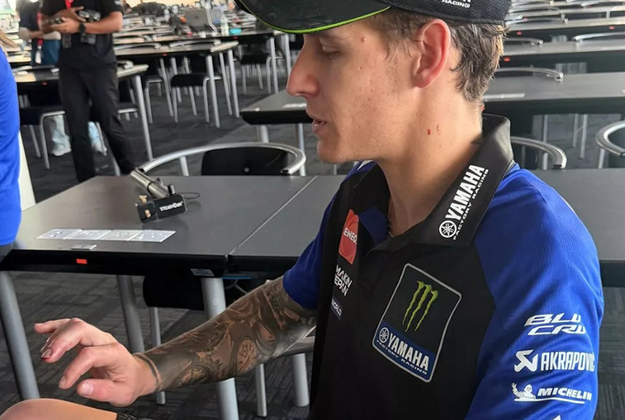 Quartararo Crash Hingga Alami Patah Tulang Jari Tengah, Pulang Lebih Awal di Tes Pramusim MotoGP