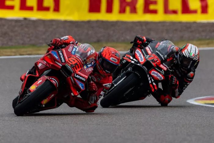 Aprilia Dalam Top Perfoma, Ducati Belum Habis !