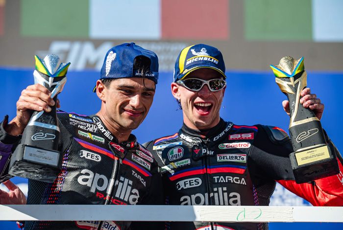 Persaingan Internal Aprilia Racing Makin Memanas, Bezzecchi Siap Pasang “Tembok” Untuk Halangi Martin