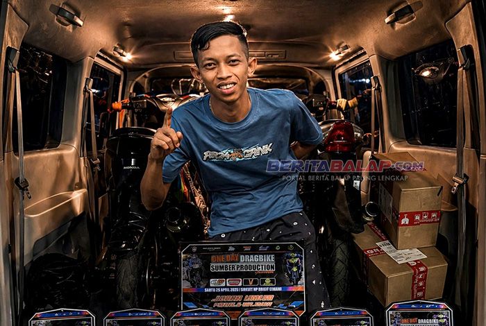 Emi Martinez Sukses Amankan JU Pemula Wilayah di One Day Drag Bike Sumber Production 2026 Cimahi