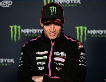 Berapa Duit Yang Digelontorkan Monster Energy Jadi Titel Sponsor Tim Aprilia Mulai MotoGP Italia ?