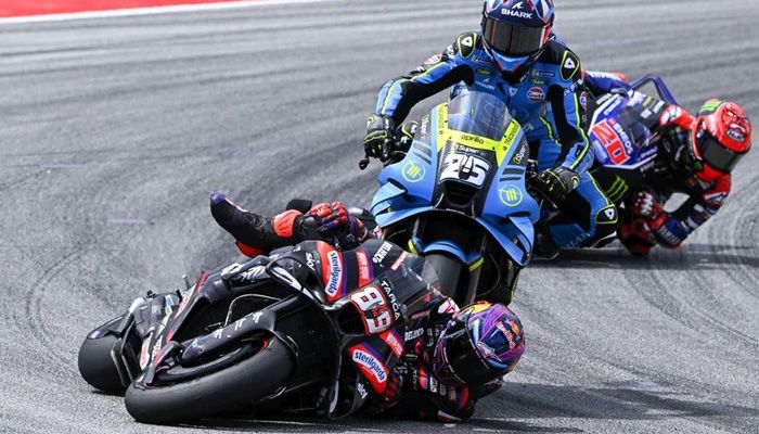 Paddock Aprilia Memanas, Fernandez Salahkan Manuver Agresif Martin
