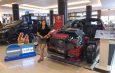Pertama kali di Indonesia, PT. Toyota Motor Manufacturing Indonesia Membelah Satu Unit Mobil Seharga 300an Juta Rupiah.