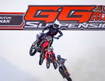 Diva Ismayana Raih Kemenangan Sempurna di Kejurnas Motocross 2026 Seri 3 Sumedang, Hilman Maksum Konsisten di P4