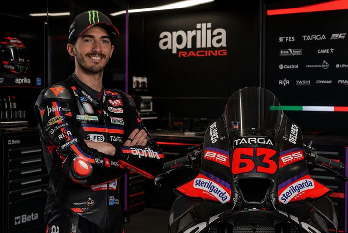 Pecco Bagnaia Resmi Gabung Aprilia dan Siap Buka Babak Baru Bersama Bezzecchi di Era 850cc