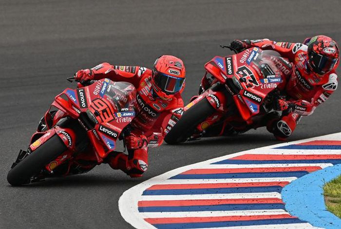 Hasil MotoGP Ceko : Duet Ducati Poidum 1-3, Ogura Makin Jos Finish Ke-2