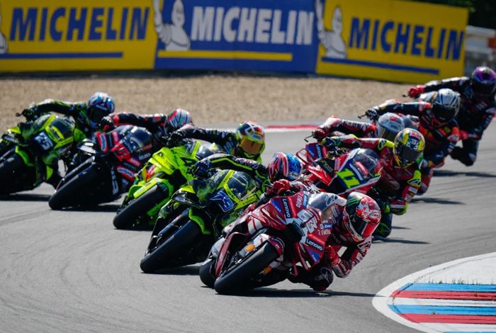 Starting Grid MotoGP Ceko 2026 Berubah ! Skorsing Bezzecchi Bikin Marquez Naik Posisi