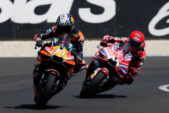 Acosta Janjikan Perlawanan Lebih Kuat di Brno Usai Duel Sengit dengan Marquez di Hungaria