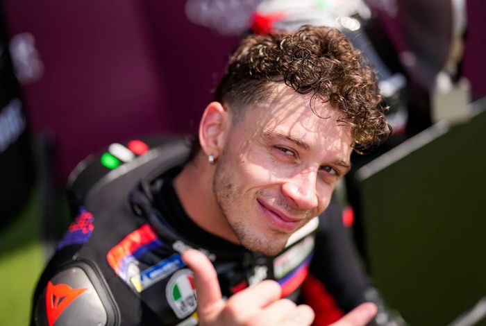 Melawan Cedera dan Nyeri, Bezzecchi Bawa Pulang Dua Podium dari Silverstone