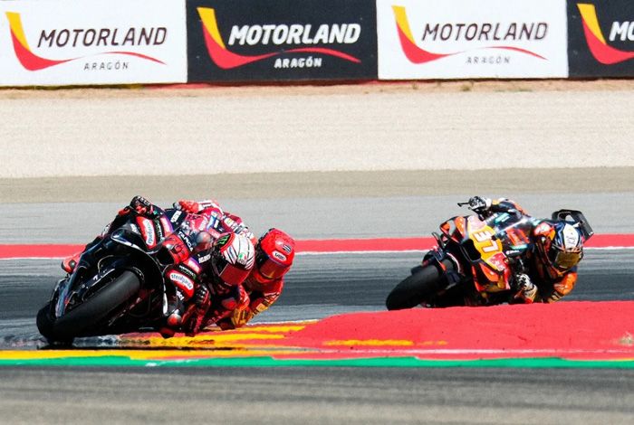 Ternyata Bezzecchi Kaget Saat Disalip Acosta di MotoGP Aragon 2026