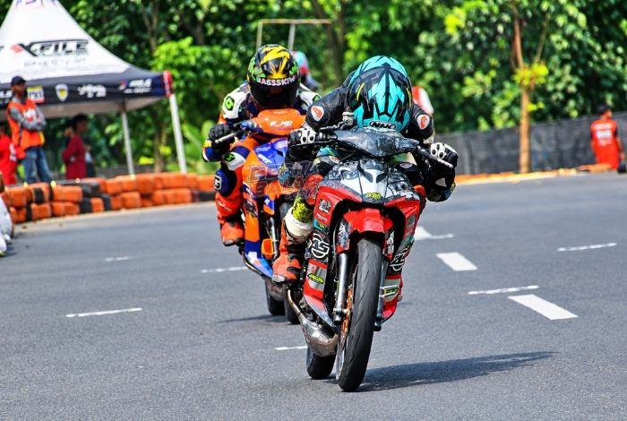 Ayu Sekti Kawal Damar Abi Yoga Sabet Pole Position Expert di UDRM Independen Cup Race Cilegon ‎