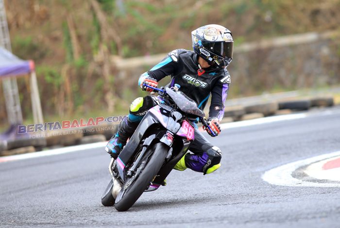 Aldiaz Aqsal Ismaya Sabet Pole Position 2T Underbone Final Superprix 2026 Mijen ‎