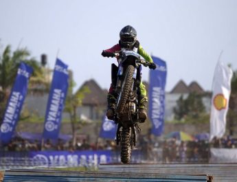 Ribuan Penonton Padati Shell BLU CRU Yamaha Enduro Challenge Sidoarjo, Saksikan Adu Skill dan Ketangguhan Rider